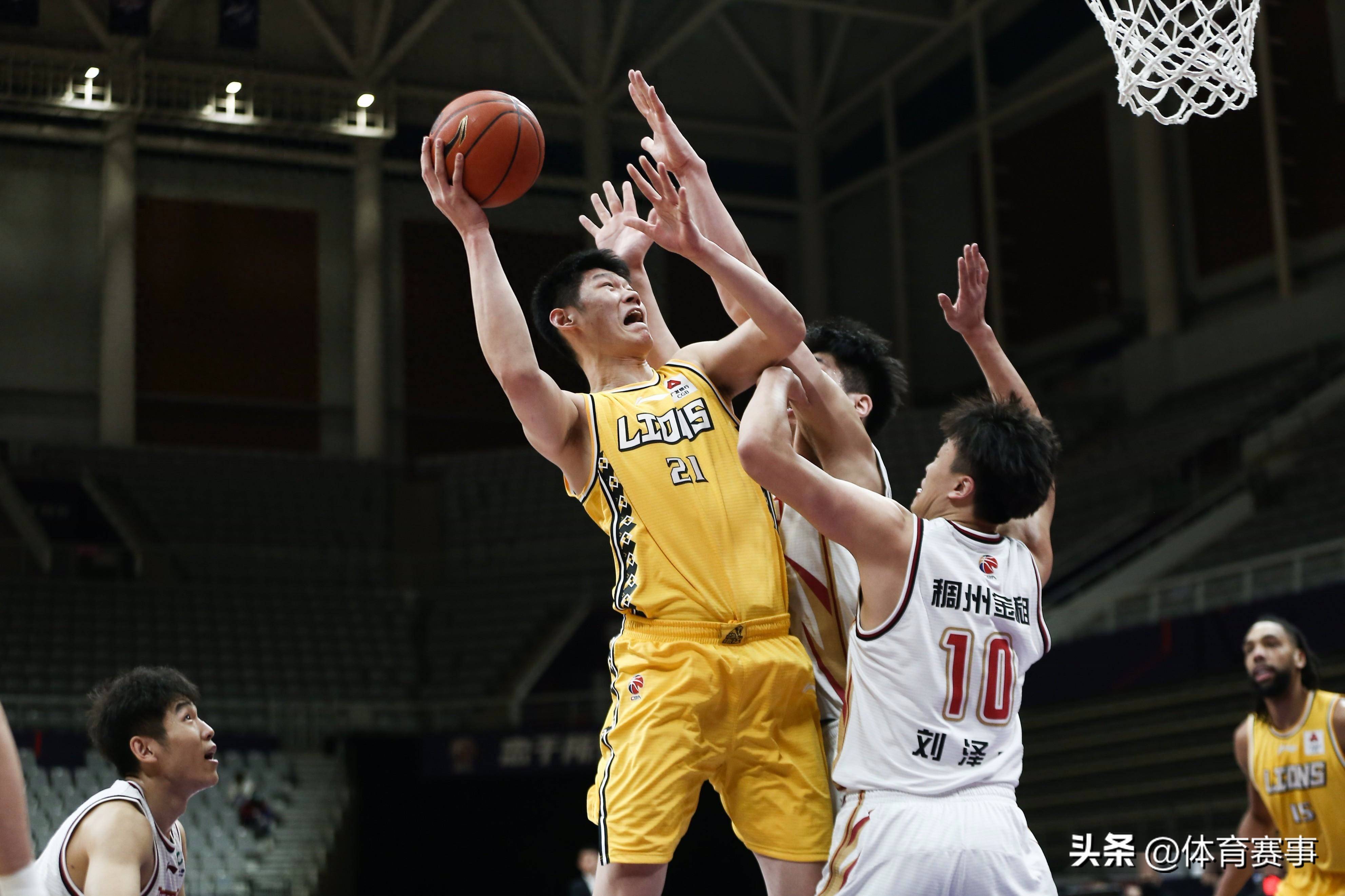 冲刺阶段欧联焦点战；广厦男篮造点机会；管理层满意；年轻球员得到机会的简单介绍-九游体育